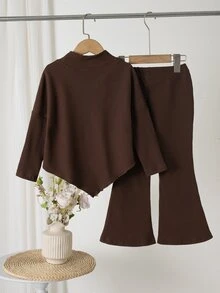 SHEIN مجموعة ملابس خريفية للبنات من قطعتين، ملابس علوية بياقة وهمية غير متماثل & بنطال واسع، محبوك مضلع، بني، ملابس عيد الميلاد للبنات الصغيرات - بني - مشاهدة 6