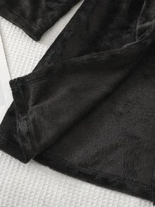 SHEIN 男童毛絨針織黑色保暖內裡加厚阻燃連帽家居睡袍浴袍 - 黑色 - 查看 6