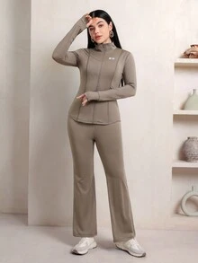 Veilorie طقم نسائي من قطعتين كاجوال للاستخدام اليومي، ملابس علوية بياقة واقفة وأكمام طويلة وبنطلون - أخضر عسكري - مشاهدة 5