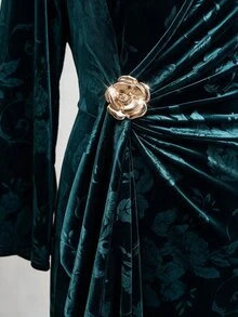 Modelyn Plus Size Women's V-Neck Metal Decor Casual Party Dress - Dark Green - View 3