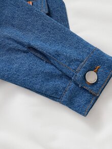 SHEIN 男孩牛仔拼接衛衣套裝，秋冬新品，街頭休閒風，白色+中藍牛仔色，日常街頭穿搭。不對稱牛仔拼接設計搭配皮革貼布裝飾；寬鬆連帽上衣與錐形收口長褲，採用舒適優質棉牛仔面料製成。適合日常穿著、上學與外出 - 藍色 - 查看 5