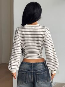 Coolane 女款秋季四季通用外出休閒復古時尚日常穿著返校條紋拼色米色修身長袖收腰上衣 - 米色 - 查看 7
