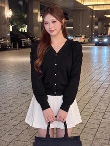 Bijouette Plus Size Korean Street Style Button T-Shirt For Vacation And Travel - Black - View 11