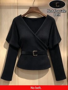 GlowEve CURVE 大尺碼女款純色V領休閒優雅日常T恤 適合辦公室與早午餐 黑色 秋季 - 黑色 - 查看 1