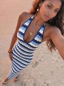 Nevyona Halter Neck Deep V-Neck Navy Blue And White Wavy Knit Bodycon Dress Beach Vacation Autumn Tropical Boho - Blue and White - View 4