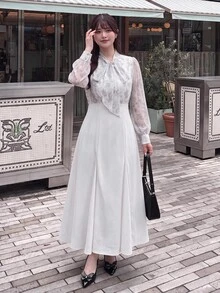 限量版大尺碼拼色水墨印花雪紡洋裝，法式優雅拼接設計；上身水墨花卉印花細肩帶蝴蝶結，下身搭配黑色修身A字裙；完美遮肚並修飾梨形與蘋果型身材；全尺碼選擇，穿著舒適無束縛；可調節後背設計 - 白色 - 查看 9