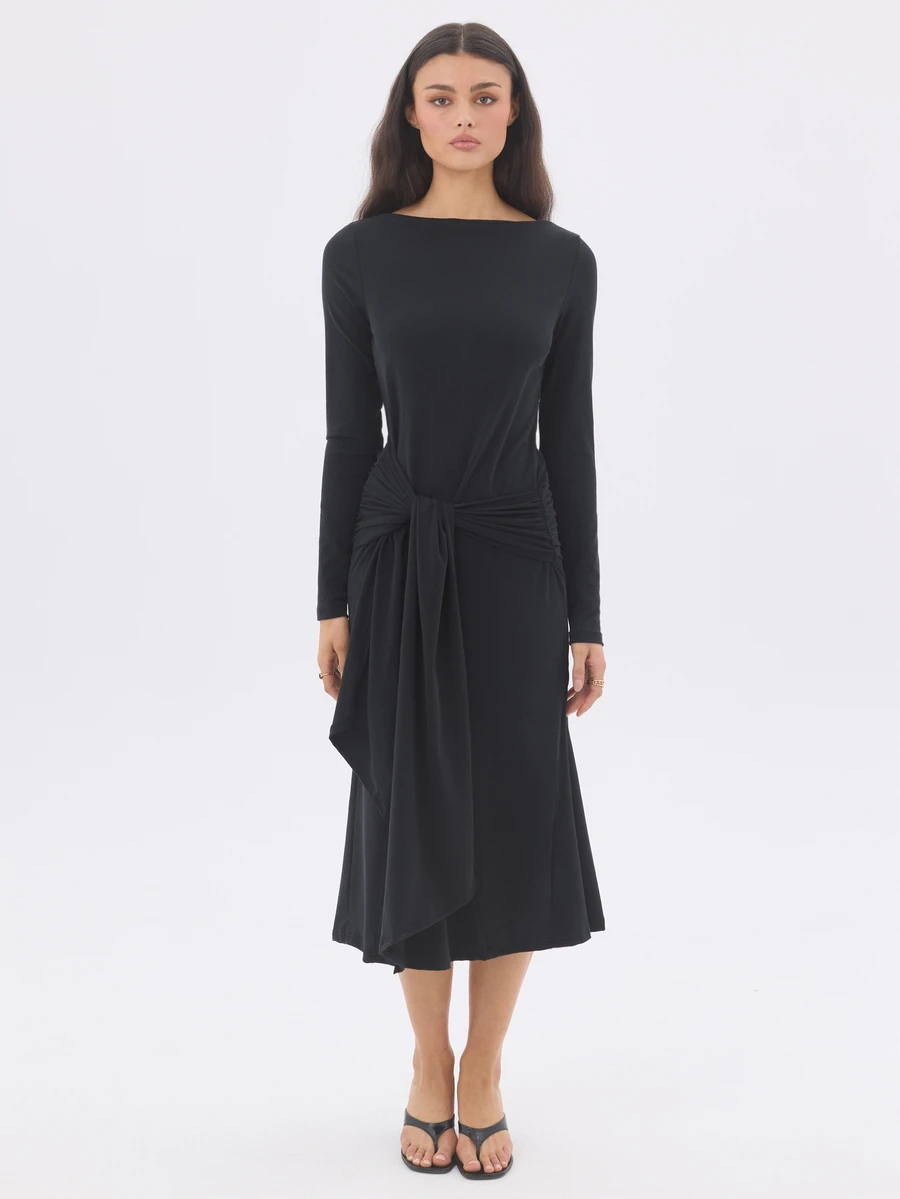 KÆRIA Hus Boat Neck Waist Tie Midi Dress - Peached Cotton Drape - Black - Draped, Feminine, Day To Night