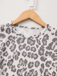 SHEIN Tween Girl Casual 3-Pack T-Shirt Grey Leopard Print Grey Black Digital Print Asymmetrical Hem Ruched Side Short Sleeve Tee Pullover Tops Summer School - Grey - View 5