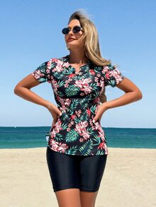 Swim Lushoire 女式热带花卉印花短袖上衣和纯色短裤比基尼套装 - 彩色 - 查看 6
