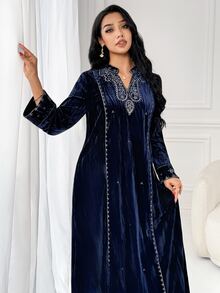 Al Najma Women's Elegant Embroidered Long Sleeve Arabian Dress - Blue - View 2