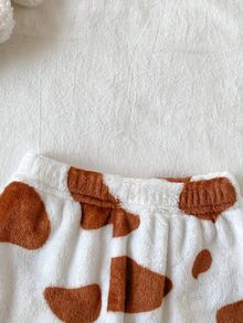 SHEIN Playful Pals 2件組幼兒男童運動衫長褲套裝 西部風棕色白色毛絨牛紋卡通針織長袖圓領修身羅紋冬季派對穿搭 - 巧克力棕 - 查看 7