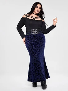 ROMWE Plus Size Women's Minimalist Gothic Style Off-Shoulder Strap Design Long Sleeve T-Shirt - Black - View 5