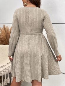 Vionelle 大尺碼羅紋針織圓領洋裝 無腰帶 秋季女款 度假 辦公室 早午餐 卡其色 休閒優雅 - 杏色 - 查看 2
