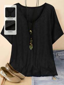Plus Size Women's Plain V-Neck Short Sleeve Casual T-Shirt - Black - View 1
