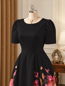 Rometta Plus Size Women's Elegant Romantic Printed Round Neck Puff Sleeve Cinched Waist A-Line Dress, Summer Essential, Suitable For Dating, Vacation - Black - View 4