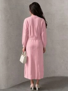 Modelyn 女款落肩長袖單排扣針織開襟衫與針織裙休閒兩件套 - 粉色 - 查看 2