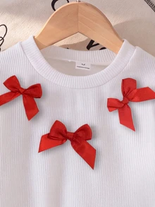 SHEIN Oung Girls 2件組秋季酒紅色長袖套頭衛衣配黑色蝴蝶結與百褶裙可愛學院風套裝秋季女童服飾 - 白色 - 查看 4