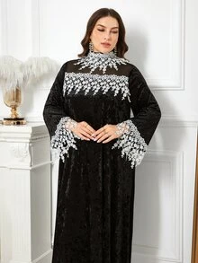 Al Najma Women's Lace Trim Patchwork Gold Rhinestone Velvet Elegant Evening Gown Autumn/Winter Plus Size Arabian Dress - Multicolor - View 4
