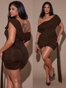 SHEIN BAE CURVE This Chic Brown Dress Is Designed Specifically For Women. Crafted From A Comfortable, Stretchy Fabric And Available In Plus Sizes, Halloween - Brown - View 1