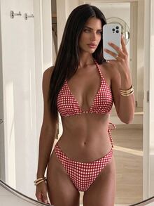 SHEIN Swim 新品多件組，印花掛脖高衩比基尼套裝 Zestiva 泳衣 斑馬紋比基尼套裝 斑馬紋罩衫 鉤編泳衣 女款 紅色波點比基尼 比基尼套裝 女款 格紋棋盤格比基尼 4件組比基尼泳衣 女款 度假 - 紅色 - 查看 6