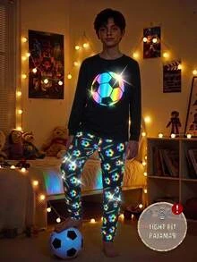 SHEIN 大童男孩足球圖案長袖上衣與長褲休閒日常居家睡衣套裝 - 彩色 - 查看 7