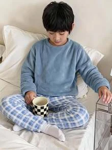 SHEIN Boys' Comfortable Fleece Plaid Long Sleeve Top And Pants 2 Pieces Set, Suitable For Autumn/Winter Home Wear - Multicolor - View 1