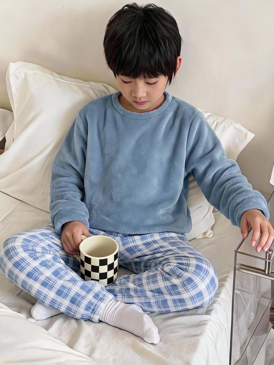 SHEIN Boys' Comfortable Fleece Plaid Long Sleeve Top And Pants 2 Pieces Set, Suitable For Autumn/Winter Home Wear - Multicolor - View 1