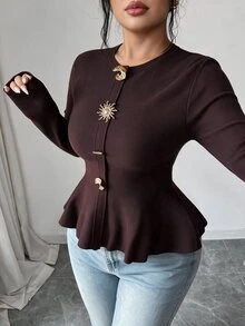 Modelyn Sweater Ukuran Besar dengan Gesper Logam dan Hem Berumbai - Coffee Brown - View 7