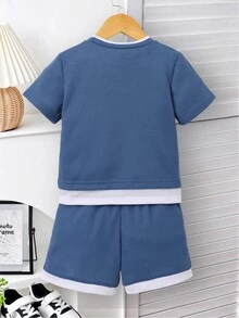 SHEIN 2pcs/Set Young Boy Casual Solid Color Jacquard Fabric Short Sleeve Patchwork Contrast Color T-Shirt And Shorts Set, Suitable For Daily Casual Outdoor - Dusty Blue - View 3