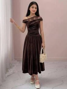 SHEIN Pitira Teen Girl Fall Black Velvet One Shoulder Lace Patchwork Ruched Long Dress, Elegant Party, Holiday Outfits, Formal Clothes, Soft Comfy, Daily Wear - Coffee Brown - View 4