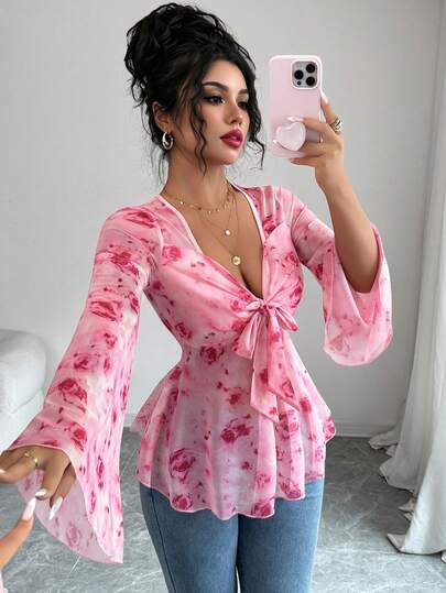 Elenzga Nueva llegada Camiseta transparente de mujer con estampado floral, mangas acampanadas y diseño con lazo delantero, elegante y casual para vacaciones