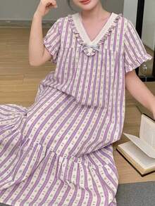 Dazy Plus Floral Pattern Contrast Lace Frill Trim Casual Loose Short Sleeve Plus Size Women's Nightgown, Spring/Summer Fall - Purple - View 6