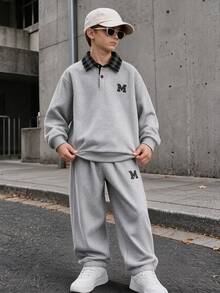 SHEIN Tween Boy Plaid Patchwork Button Half-Zip Sweatshirt And Jogger Pants Set - Grey - View 2