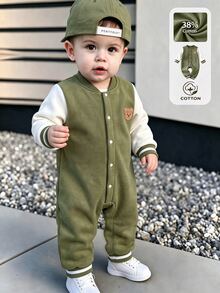 SHEIN 1pc Baby Toddler Jumpsuit, College Style Bear Embroidery Patch, Contrast Color Long Sleeve Fleece Jumpsuit, Daily Wear, Autumn/Winter - Army Green - View 2