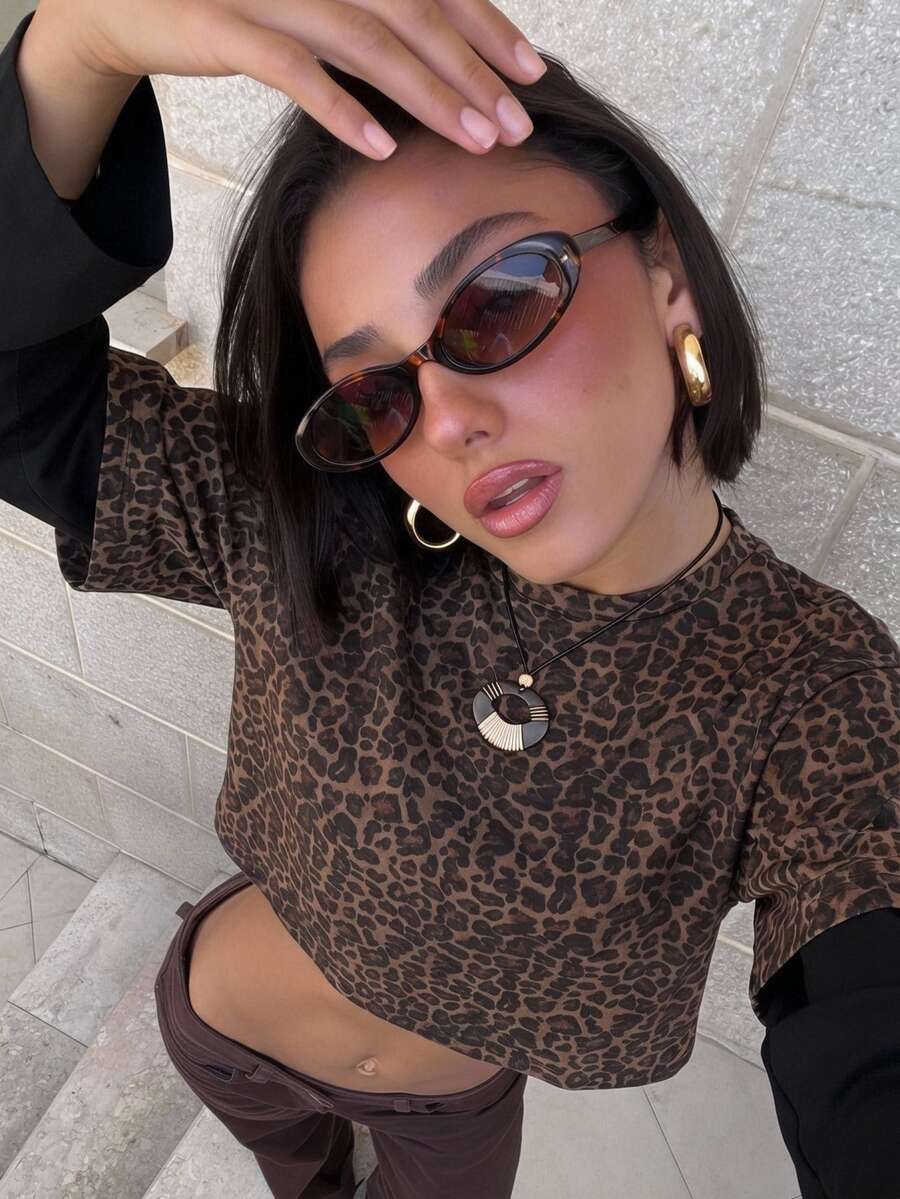 Aloruh Women's Round Neck Casual Leopard Print Pullover Fitted T-Shirt With Patchwork, Y2K Leopard Print T-Shirt - Multicolor - View 1