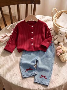 SHEIN Baby Girls Casual Fall Outfits Ribbed Knit Cardigan Jacket And Bowknot Denim Jeans 2pcs Set For Daily Wear Casual Outfit,Outdoor Photos - Red - View 5