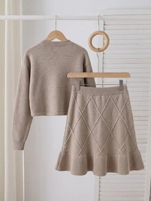 Tween Girl Handmade Bow Sweater Set, Grey Special Embroidery Round Neck Pullover With Pleated Skirt, Knitted Sweater Set, Soft And Comfortable, Suitable For Daily Wear, Outings, Travel, Vacation, Daycare, And Play - Multicolor - View 2