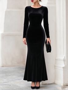 SHEIN Women's Black Velvet Long Sleeve Mermaid Evening Gown, Backless Fitted Party Dress - Black - View 6