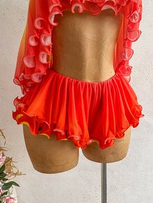 Ure Wave Women's Chic Elegant Sexy Orange And Yellow Summer Vacation Gradient Ruffled Halter Backless Top Layered Mini Shorts Set Music Festival Party Club - Multicolor - View 7