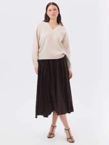 KÆRIA Hus Relaxed V-Neck Sweater - Elevated Heritage Knit - Soft Cream Marle - Cosy Winter Layering, Rib Trims - Apricot - View 4