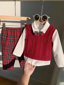 SHEIN طقم ملابس للأولاد الرضع: قميص مزين بفيونكة، جاكيت مضلعة، وبنطال كاروهات - الأحمر - مشاهدة 9