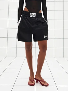 EVERLAST SUMWON Unisex Boxing Shorts With Elastic Waistband Logo Side Panel Colorblock Satin Finish Mid Thigh Length Casual Streetwear - Multicolor - View 4