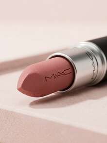MAC MACXIMAL SILKY MATTE LIPSTICK – Lipstick, Long-Lasting, For Women, Nude, Cocoa Butter, Suitable For Daily Routine - Acting Natural - View 3
