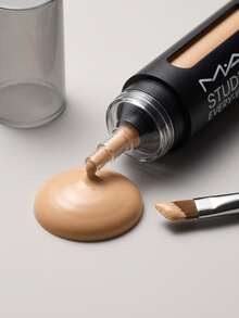 Mac Studio Fix Every-Wear All-Over Face Pen NW15 12 Ml – Foundation Concealer Pen, Waterproof, For All Skin Types, NW15, Hyaluronic Acid, Suitable For Daily Makeup Routine - NW15 - View 3