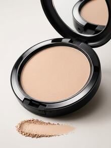 MAC Mineralize Skinfinish Natural Medium 10 G – Face Powder, Matte Finish, For Women, Medium, Minerals, Suitable For Makeup Setting - Medium - View 3