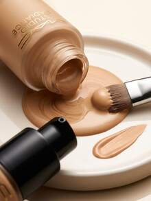 MAC Studio Radiance Serum-Powered Foundation NC35 30 Ml – Foundation, Radiant Finish, For Dry Skin, NC35, Hyaluronic Acid, Suitable For Daily Makeup Routine - NC35 - View 3