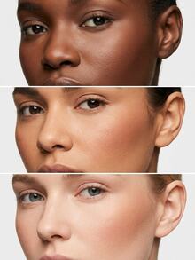MAC SKINFINISH SUNSTRUCK MATTE BRONZER 8g – Bronzer, Long-Wearing, For All Skin Types, Matte, Marshmallow Root, Suitable For Daily Makeup - Matte Light Golden - View 5
