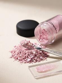MAC Glitter Pigment Eyeshadow Kitschmas 4.5 G – Eyeshadow, High-Shine, For Makeup Artists, Shimmer Pink, Concentrated Loose Powder, Suitable For Evening Party - Kitschmas - View 3