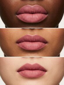 MAC Powder Kiss Lipstick A Little Tamed 3 g - مروض قليلا - مشاهدة 5