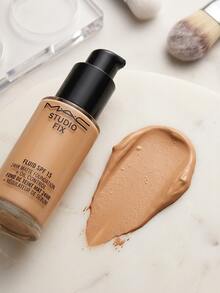 MAC ماك ستوديو فيكس فلويد SPF15 NW13 30مل - ن.و.13 - مشاهدة 3